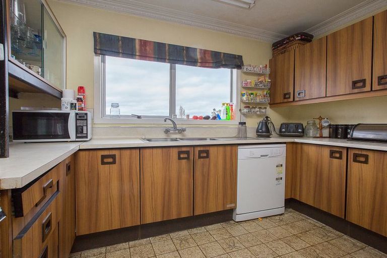 Photo of property in 55 Forest Lake Road, Forest Lake, Hamilton, 3200