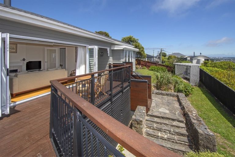 Photo of property in 51 Marama Crescent, Mount Pleasant, Christchurch, 8081