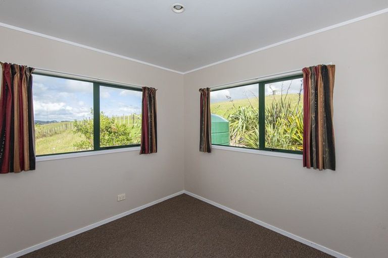 Photo of property in 33 Johnson Road, Hukerenui, Hikurangi, 0182