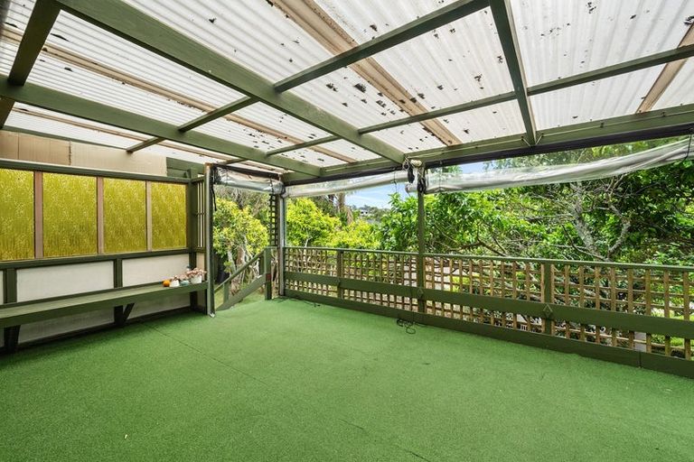 Photo of property in 19 Sartors Avenue, Northcross, Auckland, 0630
