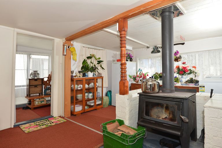 Photo of property in 37 Waro Drive, Hikurangi, 0114