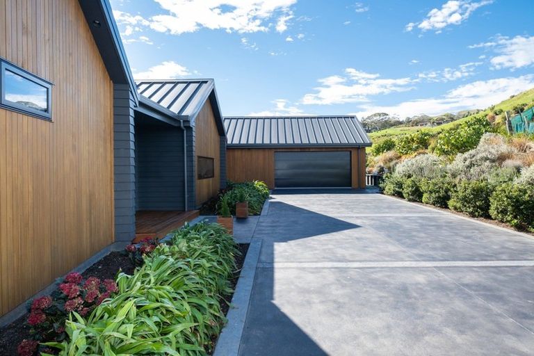 Photo of property in 40 Gummer Road, Havelock North, 4130