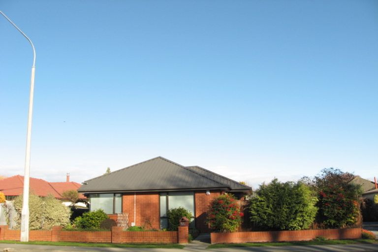 Photo of property in 285b Cranford Street, St Albans, Christchurch, 8052