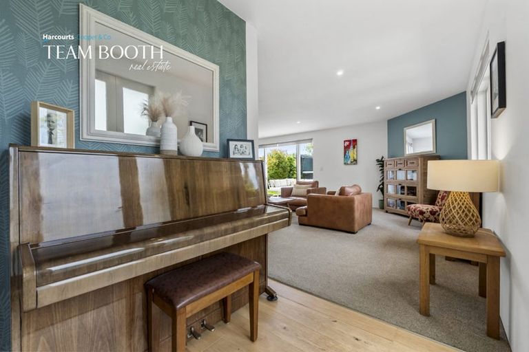 Photo of property in 1/53 Park Road, Glenfield, Auckland, 0629