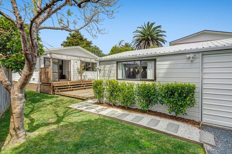 Photo of property in 22a Brixton Road, Manly, Whangaparaoa, 0930