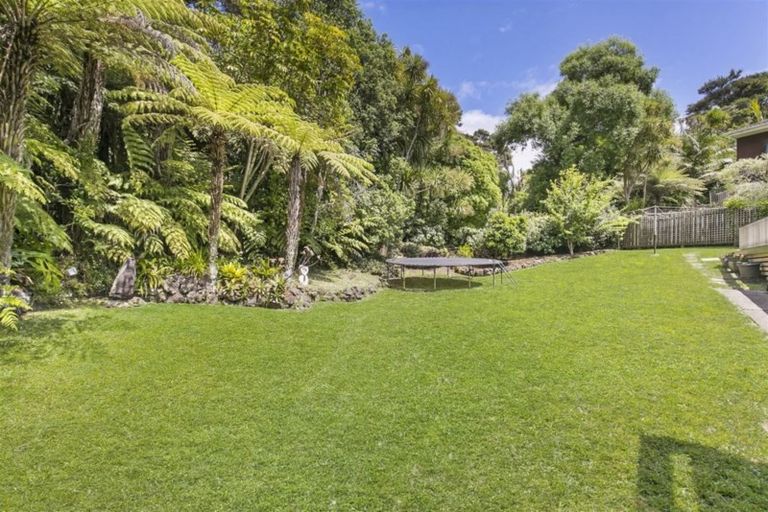 Photo of property in 6 Menear Lane, Hillcrest, Auckland, 0627
