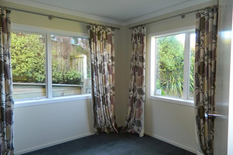 Photo of property in 3 Kahurangi Heights, Aotea, Porirua, 5024