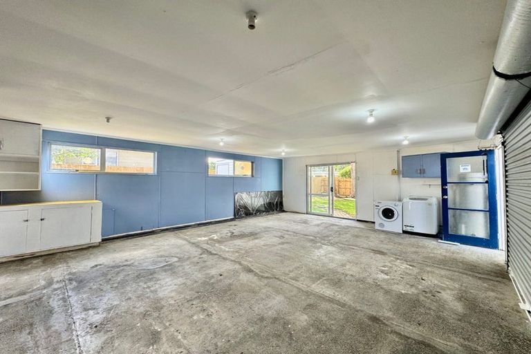 Photo of property in 10 Carter Place, Manurewa, Auckland, 2102