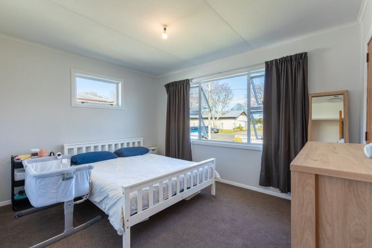 Photo of property in 11 Neptune Street, Dannevirke, 4930