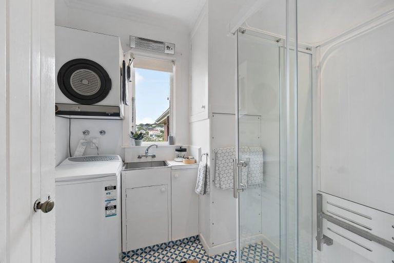 Photo of property in 4 Indus Street, Khandallah, Wellington, 6035