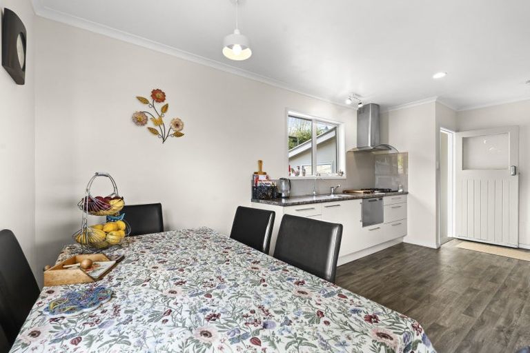 Photo of property in 4b Clerke Place, Marfell, New Plymouth, 4310