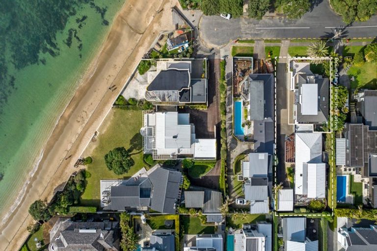 Photo of property in 1/22 Tiri Road, Milford, Auckland, 0620