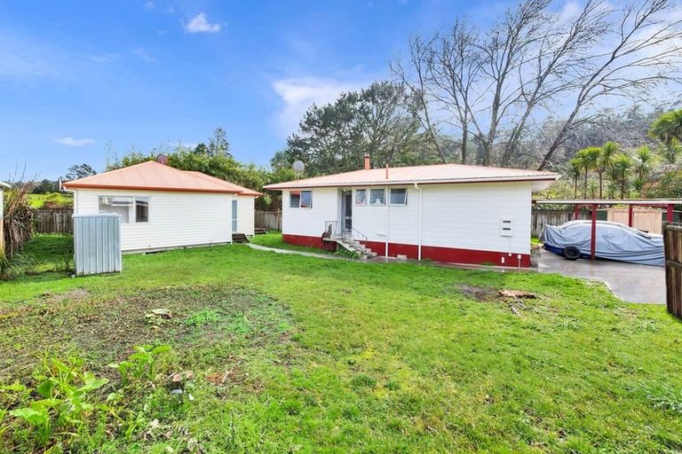 Photo of property in 27 Camphora Place, Ranui, Auckland, 0612