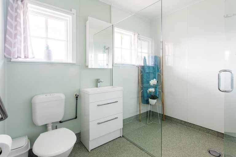 Photo of property in 11 Bell Street, Otane, 4202