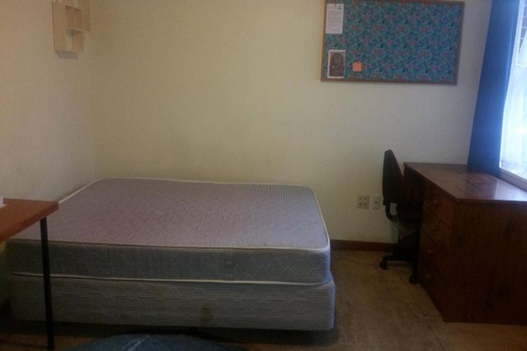 Photo of property in 38a Newnham Terrace, Upper Riccarton, Christchurch, 8041