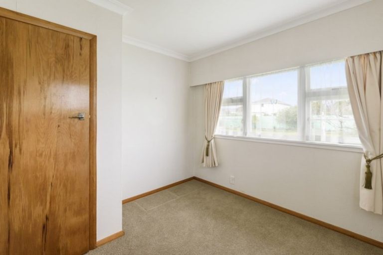Photo of property in 46 George Street, Levin, 5510