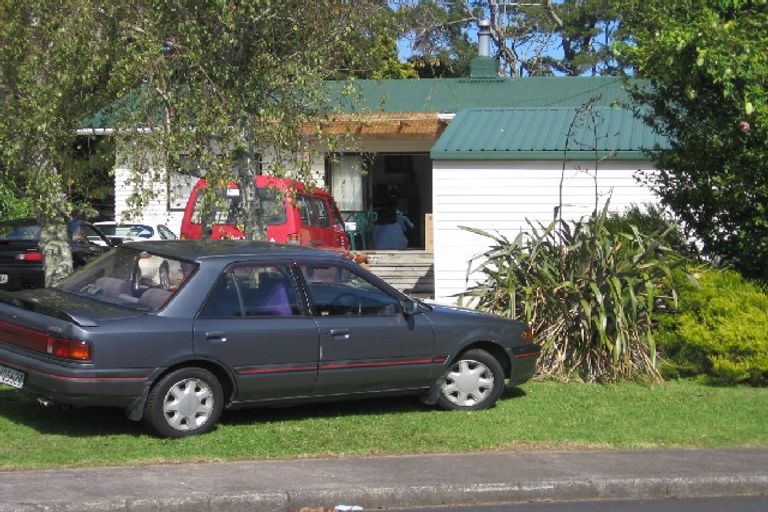 Photo of property in 22 Laureston Avenue, Papatoetoe, Auckland, 2025