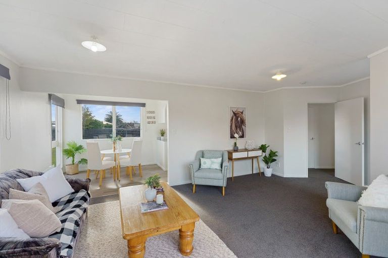 Photo of property in 47 Arawhata Road, Paraparaumu, 5032