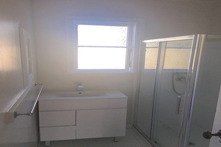 Photo of property in 23 Tika Street, Riccarton, Christchurch, 8041