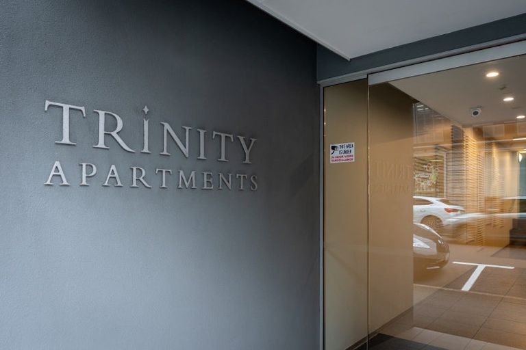 Photo of property in Trinity Apartments, 502/19 College Street, Te Aro, Wellington, 6011