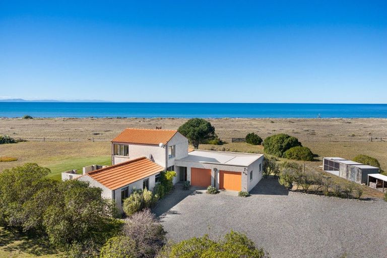 Photo of property in 16 Hinepango Drive, Rarangi, Blenheim, 7273