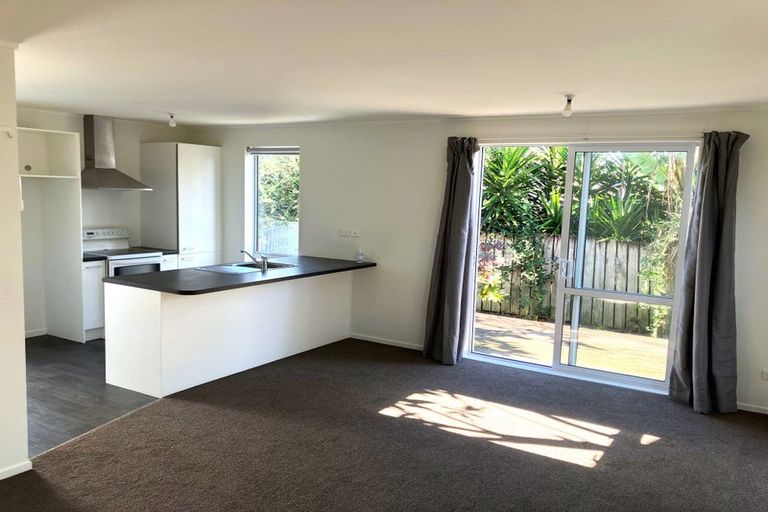 Photo of property in 15 Parker Crescent, Otara, Auckland, 2023