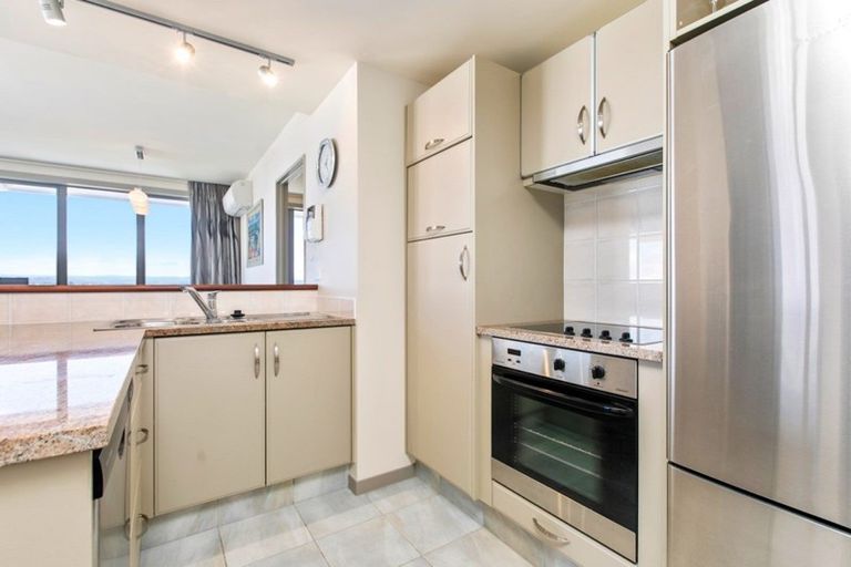 Photo of property in Anchorage Apartments, 301/36 Victoria Road, Mount Maunganui, 3116