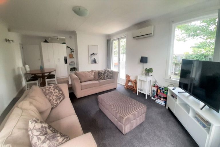 Photo of property in 2/7 Konini Street, Riccarton, Christchurch, 8041