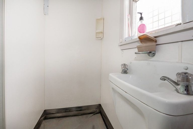 Photo of property in 819 Clive Street, Akina, Hastings, 4122