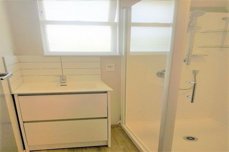 Photo of property in 16 Driver Crescent, Cannons Creek, Porirua, 5024