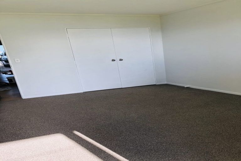 Photo of property in 1009 Whangaparaoa Road, Tindalls Beach, Whangaparaoa, 0930