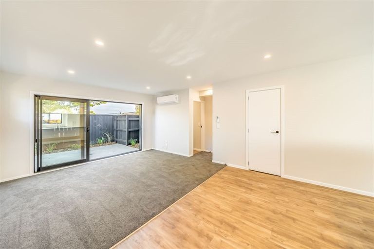 Photo of property in 24d Palmer Crescent, Silverstream, Upper Hutt, 5019
