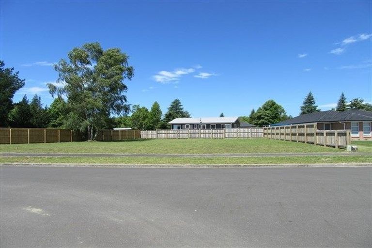 Photo of property in 11 Ngahana Place, Turangi, 3334
