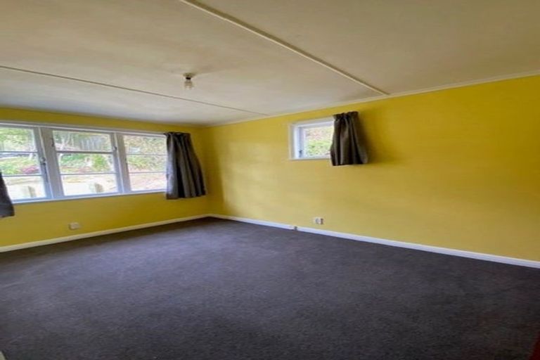 Photo of property in 21a Huanui Street, Ranui, Porirua, 5024