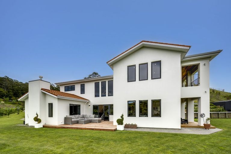 Photo of property in 4 Ridgeway Terrace, Taradale, Napier, 4112