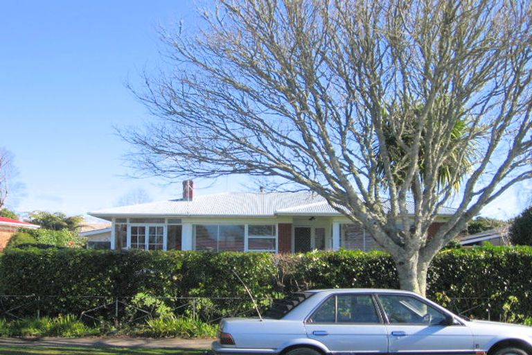 Photo of property in 15 Rutherford Street, Chedworth, Hamilton, 3210