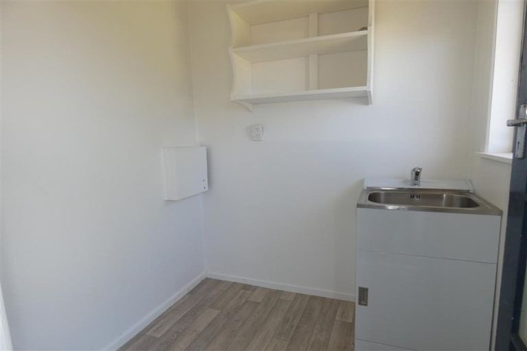 Photo of property in 16 Mail Avenue, Weymouth, Auckland, 2103