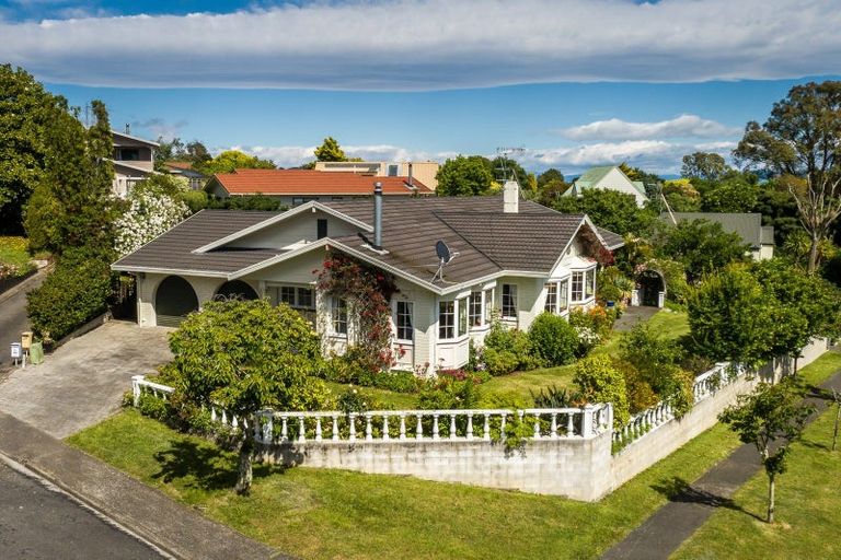 Photo of property in 4 Ritchie Place, Havelock North, 4130