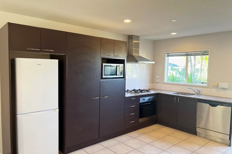 Photo of property in 7/18 Alicante Avenue, Hillpark, Auckland, 2102