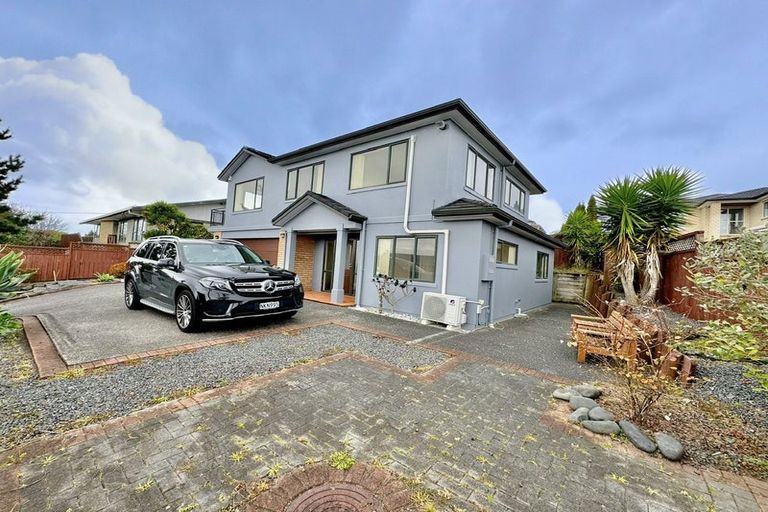 Photo of property in 2b Spencer Road, Pinehill, Auckland, 0632