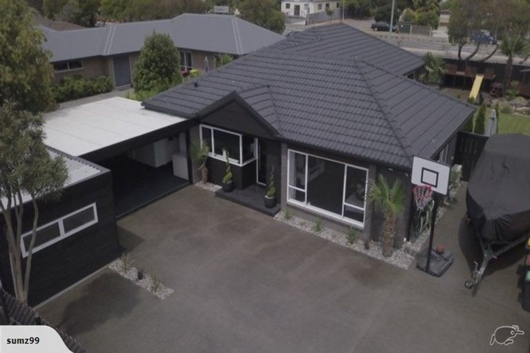 Photo of property in 29 Saint Pauls Place, Burwood, Christchurch, 8083