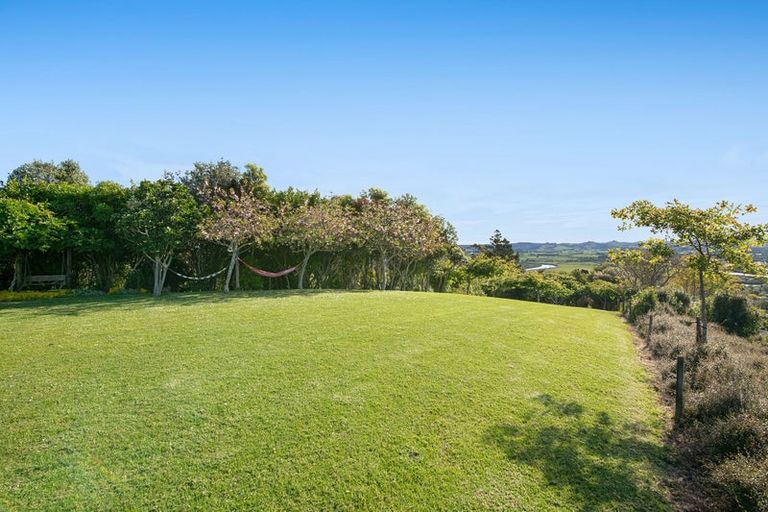 Photo of property in 69a Pipitiwai Drive, Helensville, Kaukapakapa, 0871