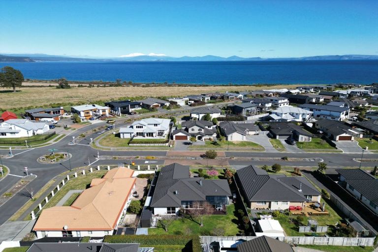 Photo of property in 4 Ernest Kemp Rise, Wharewaka, Taupo, 3330