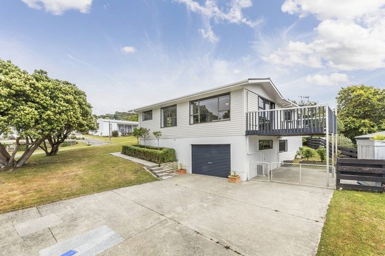 Photo of property in 1 Carvel Lane, Whitby, Porirua, 5024