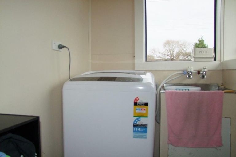 Photo of property in 46 Dryden Street, Milton, 9220