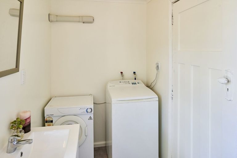 Photo of property in 60 Anne Street, Wadestown, Wellington, 6012