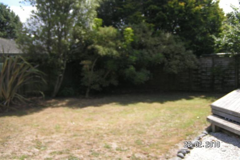 Photo of property in 2/54 Swanson Road, Henderson, Auckland, 0610