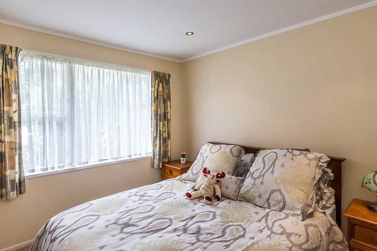 Photo of property in 16 Martin Road, Paraparaumu Beach, Paraparaumu, 5032