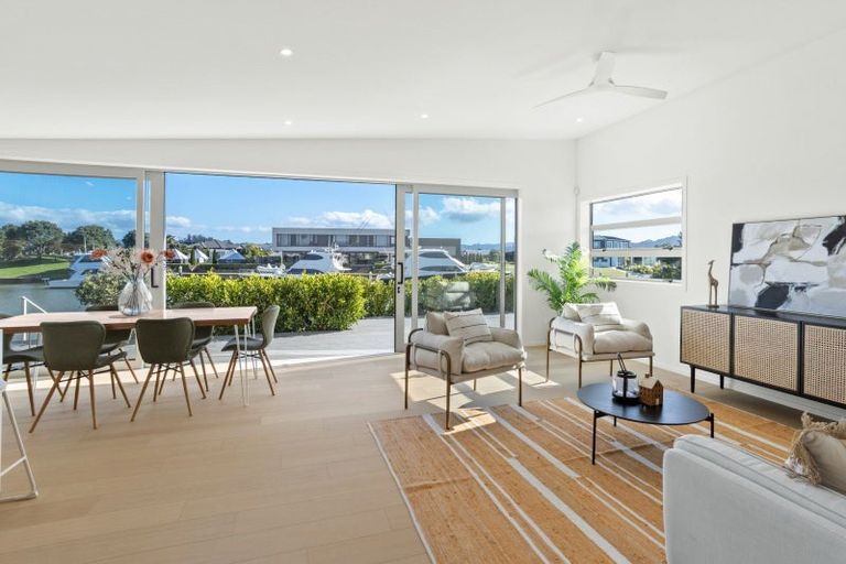 Photo of property in 16 Vanita Drive, Whitianga, 3510