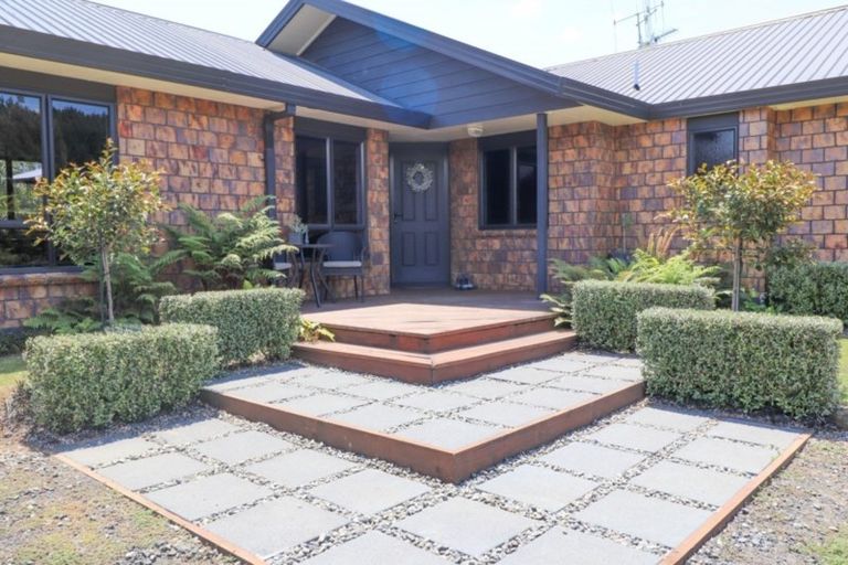 Photo of property in 8844c Paeroa Kopu Road, Puriri, Thames, 3578